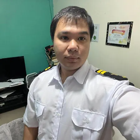 Seafarers House Apartment